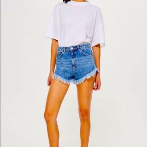 Topshop HIGH Waisted Frayed Kiri Denim shorts EUC